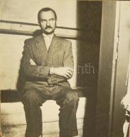 Kartonkép a háború utáni időszakból:  Endre László nyilas államtitkár (39 x 42cm)