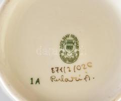 Zsolnay pillangó mintás nagy váza. Kézzel festett, jelzett, hibátlan. m: 27 cm