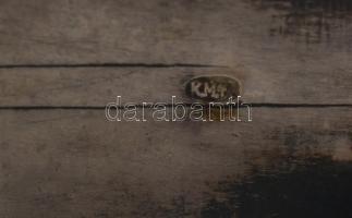 Ezüst(Ag) szalvétatartó, jelzett, tetején sérült, m: 9 cm, nettó: 89 g