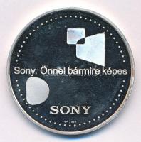 2004. "10 éves a Sony Hungária Kft. 1994-2004 / Sony. Önnel bármire képes" jelzett Ag emlé...