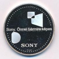 2004. "10 éves a Sony Hungária Kft. 1994-2004 / Sony. Önnel bármire képes" jelzett Ag emlé...