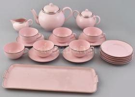 Zsolnay rózsaszín teás (hiányos) és szendvicses készlet, jelzett, egyik csésze repedt.