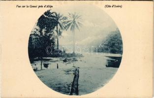 Vue sur la Comoé pres dAlepe (Cote dIvoire) / African folklore, View of the Comoé near Alepe (Ivory Coast) (from postcard booklet)