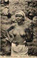 Scenes et Types. Jeune négresse du Sud / Young Black woman from the South, half-naked (b)