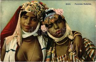 Femmes Kabyles / Algerian folklore, half-naked Kabyle women (EK)