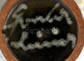 Gorka Lívia (1925 - 2011): Váza. Korongozott és kézzel formázott kerámia. Narancs, zöld és fekete má...