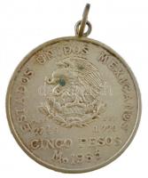 Mexikó 1953. 5P Ag füllel medállá alakítva, hátlap átvésve (24,81g/0.720) Mexico 1953. 5 Pesos refurbished as medallion, reverse reengraved (24,81g/0.720)