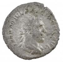 Római Birodalom / I. Philippus 245. Antoninianus Ag (2,92g) T:1-,2 kis repedés
Roman Empire / Phili...