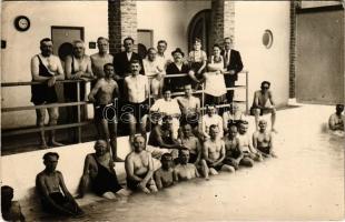 1944 Harkány, gyógyfürdő, belső. photo (EK)