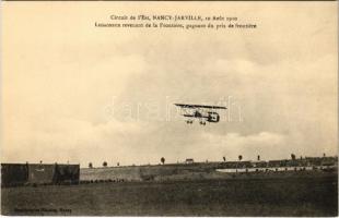 Circuit de lEst Nancy-Jarville 10 Aout 1910. Legagneux revenant de la Frontiere, gagnant du prix de frontiere / Nancy-Jarville Circuit. Legagneux, French aviator