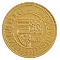 DN "Magyar aranypénzek utánveretben - V. László aranydukát" aranyozott Ag emlékérem kapszu...