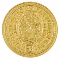 DN "Magyar aranypénzek utánveretben - III. Károly dukát" aranyozott Ag emlékérem kapszuláb...