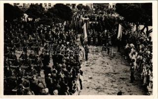 1938 Ipolyság, Sahy; bevonulás / entry of the Hungarian troops + "1938 Az első visszatért magyar város Ipolyság" So. Stpl.