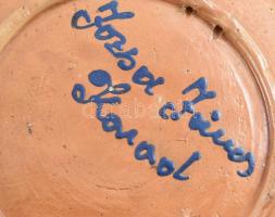 Józsa János Korond, madaras falitál, kézzel festett mázas cserép , jelzett, korának megfelelő állapo...