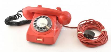 Mechanikai Művek retró bakelit tárcsázós telefon, piros színben, alján Magyar Posta tulajdona beütéssel, típus: CB 76 MM
