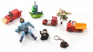 8 db-os játék tétel, közte Lego Star Wars kulcstartó, figurák, járművek, vegyes állapotban