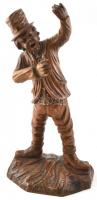 Jelzés nélkül: Mulatozó, faragott fa szobor, repedésekkel, több helyen javított, m: 38 cm