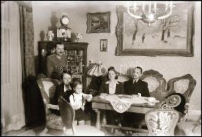 Régi lakásbelsők, 5 db fotónegatív, 9×6 cm