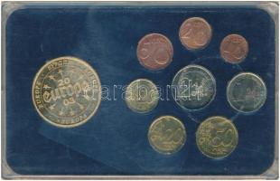 Luxemburg 2002. 1c-2E (8xklf) forgalmi összeállítás műanyag tokban + "Europa - Luxembourg"...