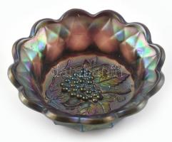 Karneválüveg, tálka, öntött, irizáló réteggel festett üveg, Egyesült Királyság, Fenton. Hibátlan. Jelzés nélkül. D: 16,5 cm