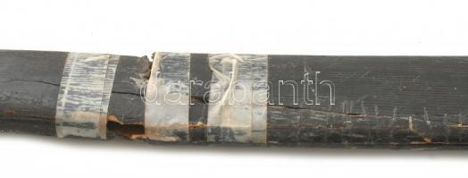 cca 1929 Szovjet kozák saska, a markolaton stilizált szovjet címerrel, jelzett, kis csorbákkal, a fe...