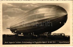 Graf Zeppelin LZ-127 in Wien. Erste Landung im Flughafen Aspern 12. Juli 1931. Original Aufnahme / German Zeppelin airships first landing at the Aspern Airport in Vienna (EK)