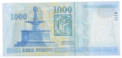 2015. 1000Ft "DC" a tervező, Vagyóczky Károly aláírásával T:I