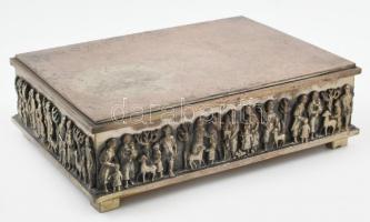 Tevan Margit (1901-1978) doboz, fém, fa betéttel, jelzett, 22x16x7 cm