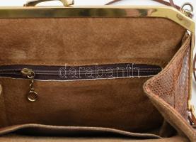 Kígyóbőr női táska, kopott, 19x23cm