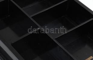 Régi fa szivartartó doboz / humidor, kulccsal, kopott, 33x29x10cm