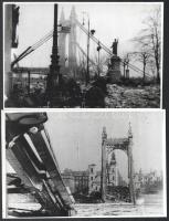 cca 1945 Budapest, az Erzsébet híd és maradványai, 2 db dokumentumfotó, 15x23,2 cm