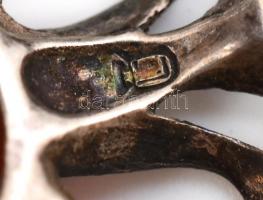 Ezüst (Ag) köves bross, jelzett, d: 3 cm, bruttó: 6,3g