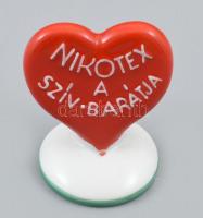 Herendi Nikotex reklámos, szív alakú porcelán csikknyomó. Kézzel festett, jelzett (Herend Hungary 1940), minimális kopással, ragasztott, m: 4,5 cm