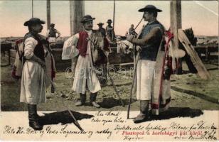 1908 Hortobágy, pásztorok a kút körül. Pongrácz Géza kiadása (EK)