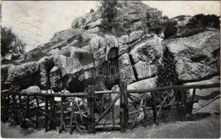 1914 Budapest XIV. Állatkert, Részlet a nagy sziklahegyről. A székesfővárosi állatkert kiadása 7. szám (fl)