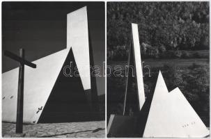 Csák Miklós (1933-2013): Háromszögtemplom, 3 db fotó, jelzéssel és jelzés nélkül, 18×22,5 cm