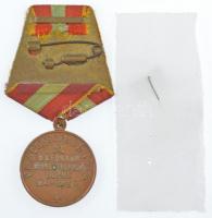Szovjetunió 1945. "Németország Legyőzéséért Érdemérem" Br kitüntetés nem saját szalagon + ...