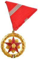 1954. "Szocialista Munkáért Érdemérem" zománcozott bronz kitüntetés mellszalagon T:1- NMK 603.