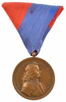 1938. Felvidéki Emlékérem bronz kitüntetés mellszalagon T:2- kis ph. Hungary 1938. Upper Hungary Medal bronze decoration with ribbon C:VF small edge error NMK 427.