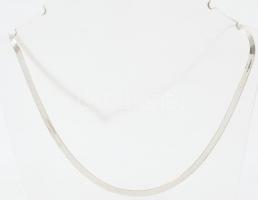 Ezüst(Ag) kígyó nyaklánc, jelzett, h: 45,5 cm, nettó: 6,6 g