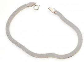 Ezüst(Ag) mintás lapos kígyó karkötő, jelzett, h: 19 cm, nettó: 3,9 g