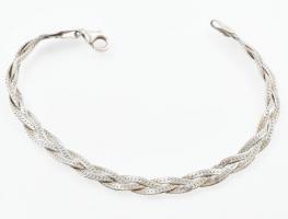 Ezüst(Ag) háromszálas fonott kígyó karkötő, jelzett, h: 18,5 cm, nettó: 4,3 g