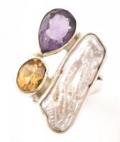 Ezüst(Ag) gyűrű gyöngyház, citrin és ametiszt díszítéssel, jelzett, méret: 53, bruttó: 7,86 g