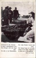 Verkörpert ist die Charitas in dieser engelsgleichen Frau / WWI K.u.K. military hospital, wounded soldiers