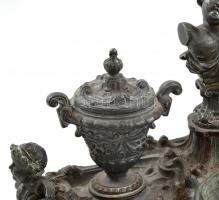 Íróasztali tinta és tolltartó figurális díszítéssel. Spiáter. Hiányos. 33 cm