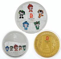Kína 2008. "Nyári Olimpia, Peking" kétoldalas, ezüstözött és aranyozott, részben multicolo...