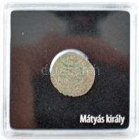 1489K-P Denár Ag "I. Mátyás" kapszulában (0,50g) T:2- patina 
Hungary 1489K-P Denar Ag &q...