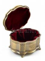 Modern ékszertartó fém doboz, belül bársony borítással, jó állapotban, 9×7 cm