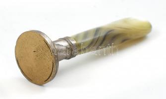 Gyöngyház nyelű réz pecsétnyomó, vésés nélkül, h: 6 cm, d: 16 mm