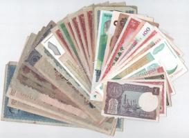 35db-os vegyes, magyar és külföldi bankjegytétel T:vegyes 35pcs mixed, Hungarian and foreign banknote lot C:mixed
